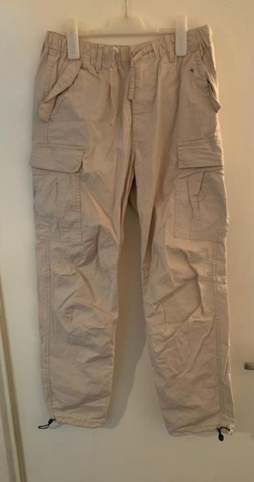 Beige broek van de H&M. Maat S, Kleding | Dames, Broeken en Pantalons, Zo goed als nieuw, Maat 36 (S), Beige, Lang, Ophalen of Verzenden