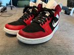 Nike Air Jordan 1 Maat 40, Ophalen of Verzenden, Zo goed als nieuw