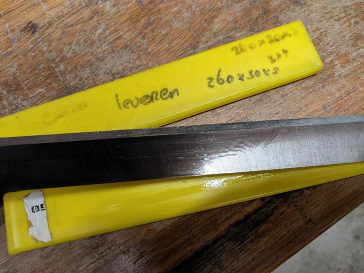 Schaafmessen 260x30x3 - Geslepen & Geolied, Doe-het-zelf en Verbouw, Gereedschap | Handgereedschap, Ophalen of Verzenden