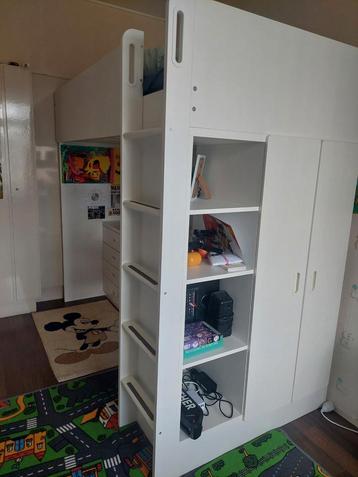 Hoogslaper 90×200cm lncl nieuwe matras, wit met bureau+kast  beschikbaar voor biedingen