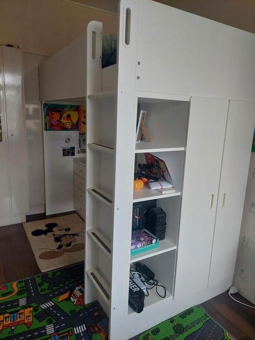 Hoogslaper 90×200cm lncl nieuwe matras, wit met bureau+kast, Huis en Inrichting, Slaapkamer | Stapelbedden en Hoogslapers, Zo goed als nieuw