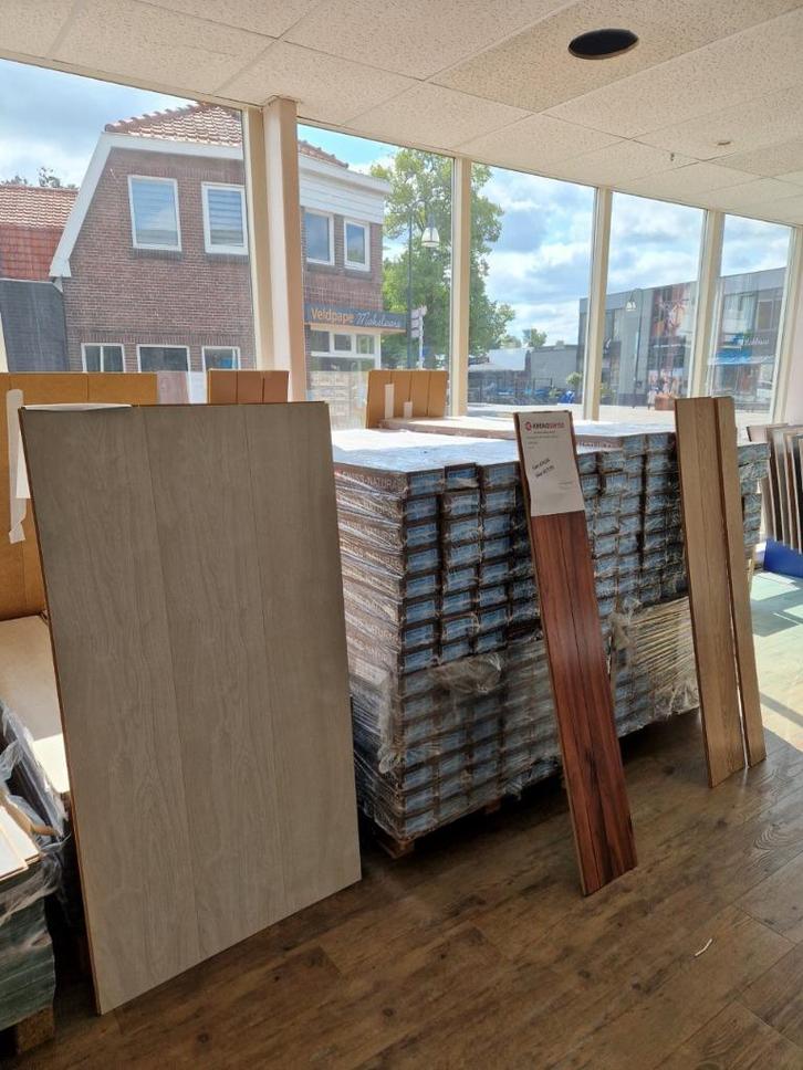 VOLOP LAMINAAT IN DE AANBIEDING!! VOLOP LAMINAAT!!, Huis en Inrichting, Stoffering | Vloerbedekking, Nieuw, Laminaat, 75 m² of meer