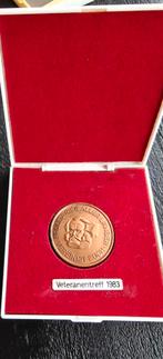 Deutsche Demokratische Republik DDR Propagandamedaille 1983, Ophalen of Verzenden, Landmacht, Duitsland, Embleem of Badge