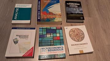 Econometrie en wiskunde studieboeken beschikbaar voor biedingen