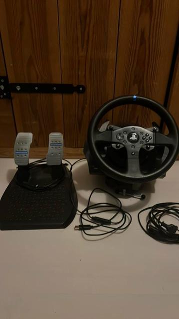 Trustmaster tx + f1 pedalen beschikbaar voor biedingen