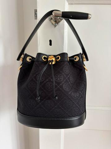 Originele Tory Burch bucket tas in de kleur zwart beschikbaar voor biedingen