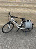 Cube damesfiets met versnellingen en slot. Frame maat 50 cm., Ophalen, Zo goed als nieuw, Overige merken, Versnellingen