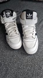 Adidas Forum Mid Schoenen - Zo goed als nieuw!, Kleding | Dames, Schoenen, Adidas, Wit, Ophalen of Verzenden, Sneakers of Gympen