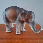Jaren 70 Royal Dux olifant, Ophalen of Verzenden, Zo goed als nieuw, Wild dier, Beeldje of Figuurtje