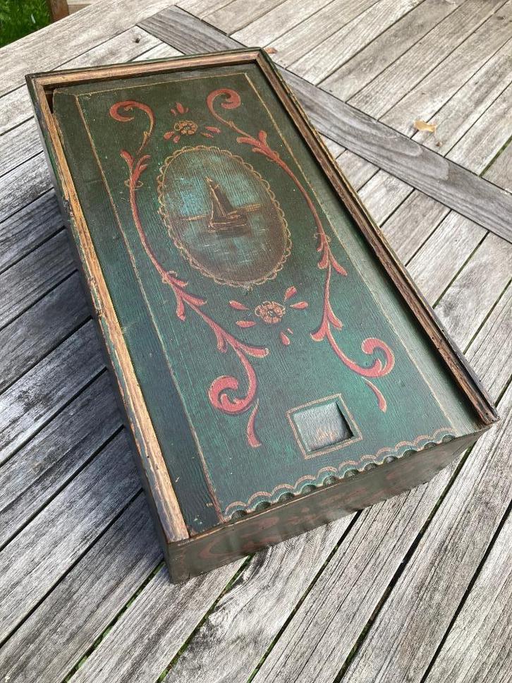 Volkskunst houten kist 18e/19eeuw, Antiek en Kunst, Antiek | Overige Antiek, Ophalen of Verzenden