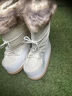Sneeuw laarsjes. Crème kleur, met bont randje., Ophalen of Verzenden, Nieuw, Maat 38/40 (M), Jack