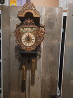 Friese Stoelklok, Ophalen