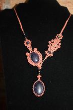ketting met hanger macramé, Met hanger, Nieuw, Oranje, Ophalen of Verzenden