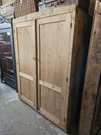 stoere oude kast ``WOONWINKEL RUSTIEK``, Ophalen, Grenenhout, Met deur(en)