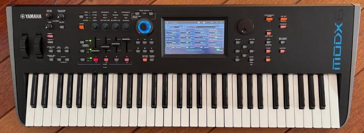 Yamaha MODX6, Muziek en Instrumenten, Synthesizers, Gebruikt, 61 toetsen, Yamaha, Met midi-aansluiting, Ophalen