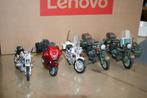 5 Miniatuur Motoren, 2 x BMW en 1 Suzuki schaal 1:18 + extra, Hobby en Vrije tijd, Ophalen of Verzenden, Groter dan 1:32, Overige typen