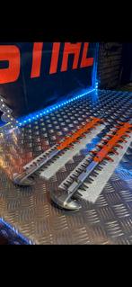 Stihl dubbelzijdige geslepen messen 60cm., Ophalen, Zo goed als nieuw