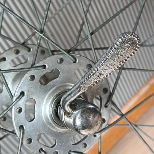 normandy hoge flens voorwiel racefiets oldtimer peugeot, Fietsen en Brommers, Fietsonderdelen, Gebruikt, Racefiets, Wiel, Ophalen