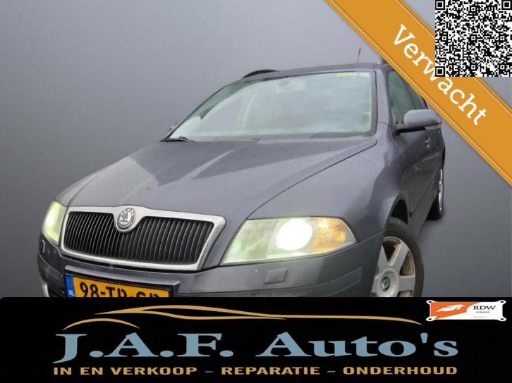 Skoda Octavia Combi 2.0 FSI Airco Cruise Navvi Nw APK, Auto's, Skoda, Bedrijf, Te koop, Octavia, ABS, Airbags, Airconditioning