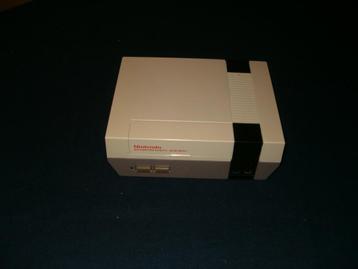 Complete Nintendo met 4 games NR 4. beschikbaar voor biedingen