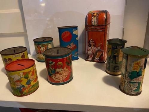 Blikken vintage spaarpotjes jaren "50 - "60, 7 stuks, Verzamelen, Spaarpotten, Gebruikt, Overige thema's, Metaal of Blik, Ophalen of Verzenden