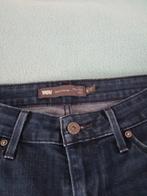 Levi's Jeans RedTab DemiCurve modernrise Mt27 taille 82nieuw, Kleding | Dames, Levi's Jeans, Blauw, Nieuw, Ophalen of Verzenden