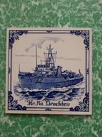 tegeltje, Hr. Ms. Drachten M812 mijnenveger., Verzamelen, Militaria | Algemeen, Ophalen of Verzenden, Marine, Nederland, Embleem of Badge