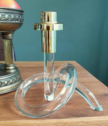 Kandelaar Dorothy Thorpe Pretzel beschikbaar voor biedingen
