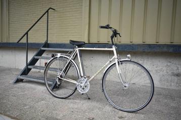 Nostalgische oldtimer fiets: reis terug in de tijd!  beschikbaar voor biedingen