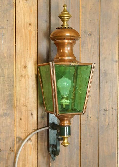 Oude brocante roodkoperen buitenlamp met groene ruitjes, Antiek en Kunst, Antiek | Woonaccessoires, Ophalen of Verzenden