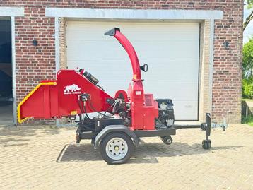 Versnipperaar hakselaar 15cm nieuw benzine aanhanger beschikbaar voor biedingen