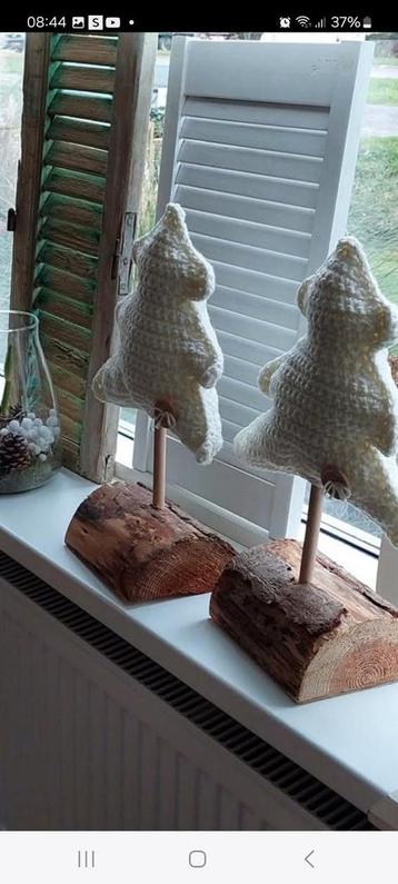 Kerstboom gehaakt beschikbaar voor biedingen