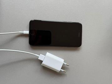 Iphone 7 32GB, incl oplader, usb kabel en doosje beschikbaar voor biedingen