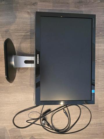 Samsung Sync Master 2253lw beschikbaar voor biedingen