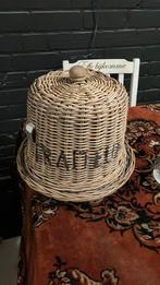 Prachtige rotan cloche stolp met onderbord Rivièra maison, Ophalen of Verzenden, Zo goed als nieuw