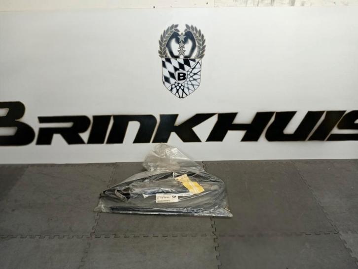 BMW E39 KANTBESCHERMER LINKS 51728190631 NIEUW, Auto diversen, Overige Auto diversen, Ophalen of Verzenden