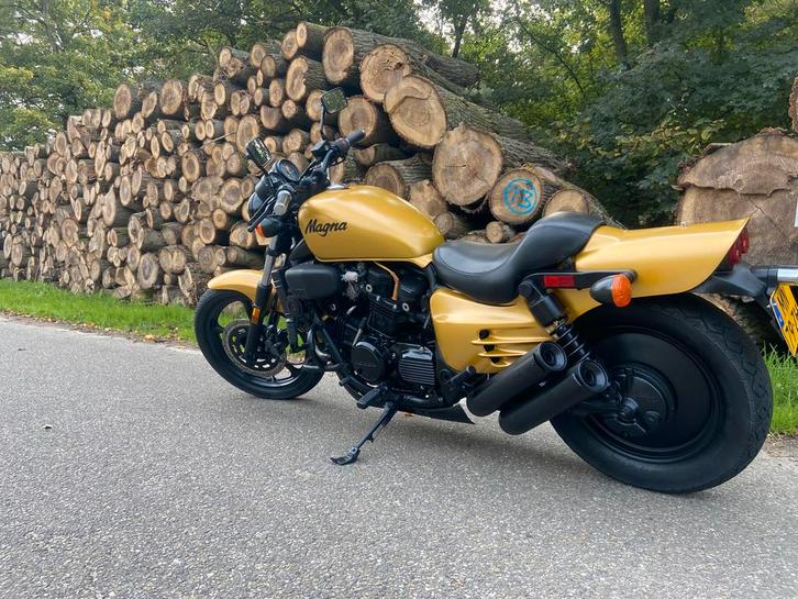 Honda Supermagna 700cc Custom Chopper - 1987, Motoren, Motoren | Honda, Particulier, Chopper, meer dan 35 kW, 4 cilinders, Minimaal motorrijbewijs A1