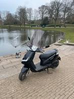 Peugeot vivacity 2 takt, Fietsen en Brommers, Scooters | Peugeot, Ophalen, Zo goed als nieuw, Benzine, 50 cc
