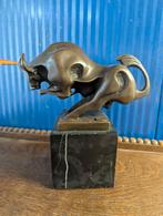 Bronzen stier . Art deco. Naar Milo, Antiek en Kunst, Ophalen of Verzenden