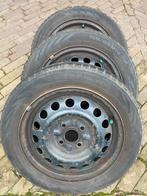 4 winterbanden met stalen velg toyota Aygo, Auto-onderdelen, Banden en Velgen, Ophalen, 14 inch, 155 mm, Banden en Velgen