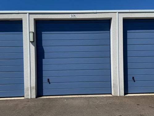 Grote Garagebox(9m diep en 3,5m breed) in Cruquius TE HUUR, Huizen en Kamers, Garages en Parkeerplaatsen, Noord-Holland