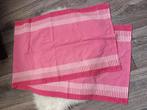 Tafelloper roze, Huis en Inrichting, Keuken | Textiel, Ophalen of Verzenden, Zo goed als nieuw, Roze, Tafelkleed of Tafelzeil