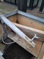 Nette waterput geisoleerd met kraan .bouwstroom meterkast, Ophalen of Verzenden