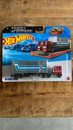 Hotweels Optimus Prime track fleet transformers. Nieuw, Hobby en Vrije tijd, Modelauto's | Overige schalen, Verzenden, Nieuw, Bus of Vrachtwagen