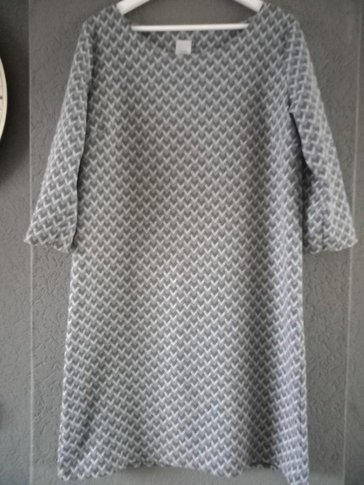 Fos Amsterdam jurk XXL grijstinten, Kleding | Dames, Jurken, Zo goed als nieuw, Maat 46/48 (XL) of groter, Grijs, Boven de knie