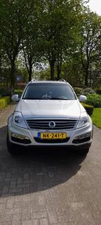 Ssangyong Rexton 200 E - XDI - sapph AUT 2014 Grijs 7 pers, Auto's, Te koop, Zilver of Grijs, Geïmporteerd, 14 km/l