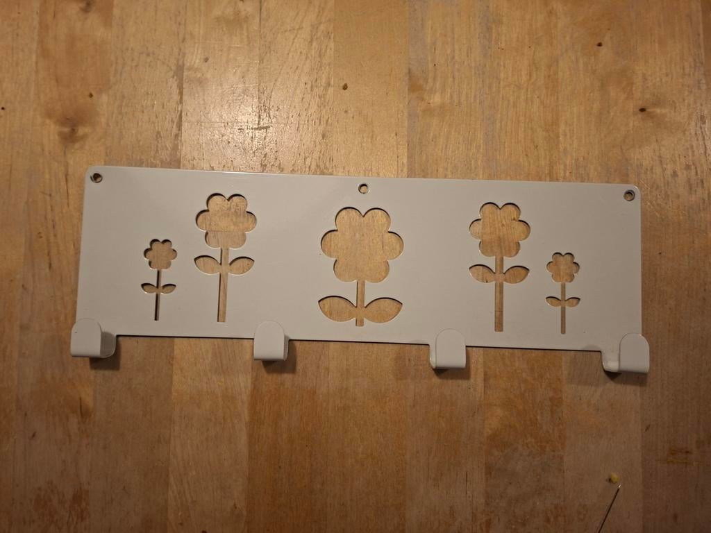 Metalen kinderkapstok, Huis en Inrichting, Woonaccessoires | Kapstokken, Zo goed als nieuw, Minder dan 100 cm, Metaal, Ophalen