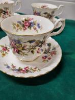 kop en schotel woodland serie royal albert, Antiek en Kunst, Antiek | Servies los, Ophalen of Verzenden