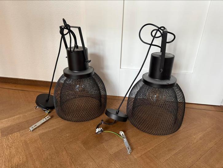 Zwarte hanglamp HL Balder – stijlvol en modern, Huis en Inrichting, Lampen | Hanglampen, Zo goed als nieuw, Minder dan 50 cm, Ophalen