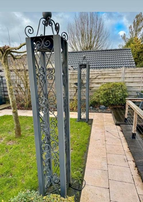 Vier Gietijzeren Lantaarnpalen - Zwaar!, Tuin en Terras, Overige Tuin en Terras, Gebruikt, Ophalen of Verzenden